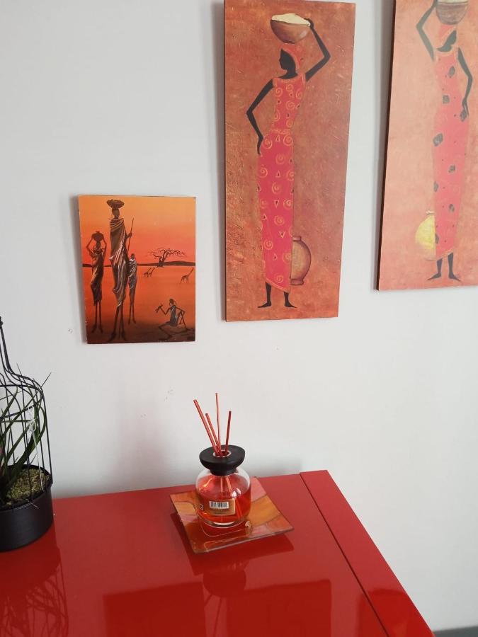 Albachiara Apartment โจวีนัซโซ ภายนอก รูปภาพ