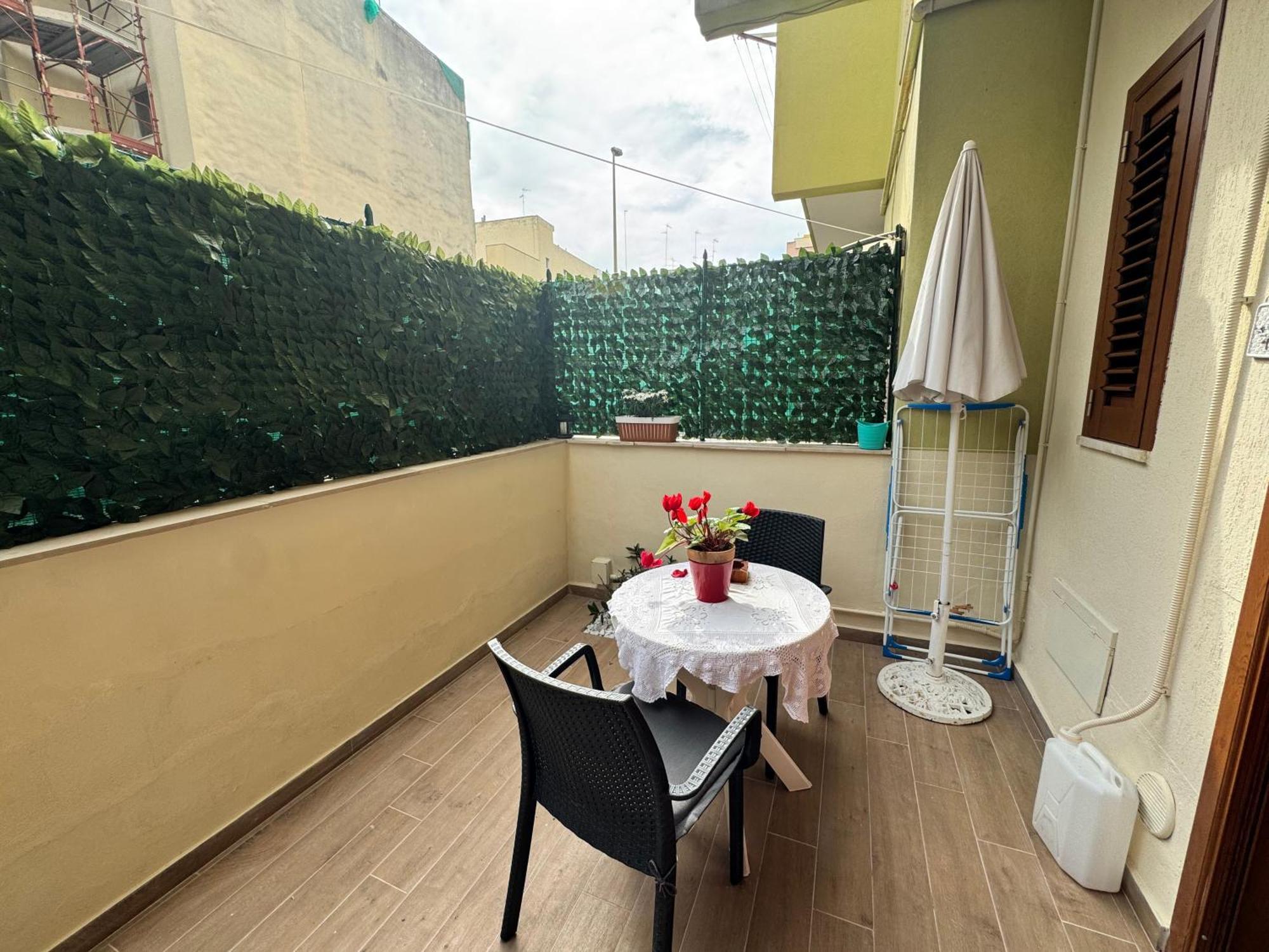 Albachiara Apartment โจวีนัซโซ ภายนอก รูปภาพ